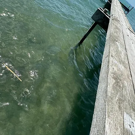 Lakehouse With Private Pier Balatonvilágos