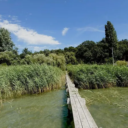 Appartamento Lakehouse With Private Pier Balatonvilágos